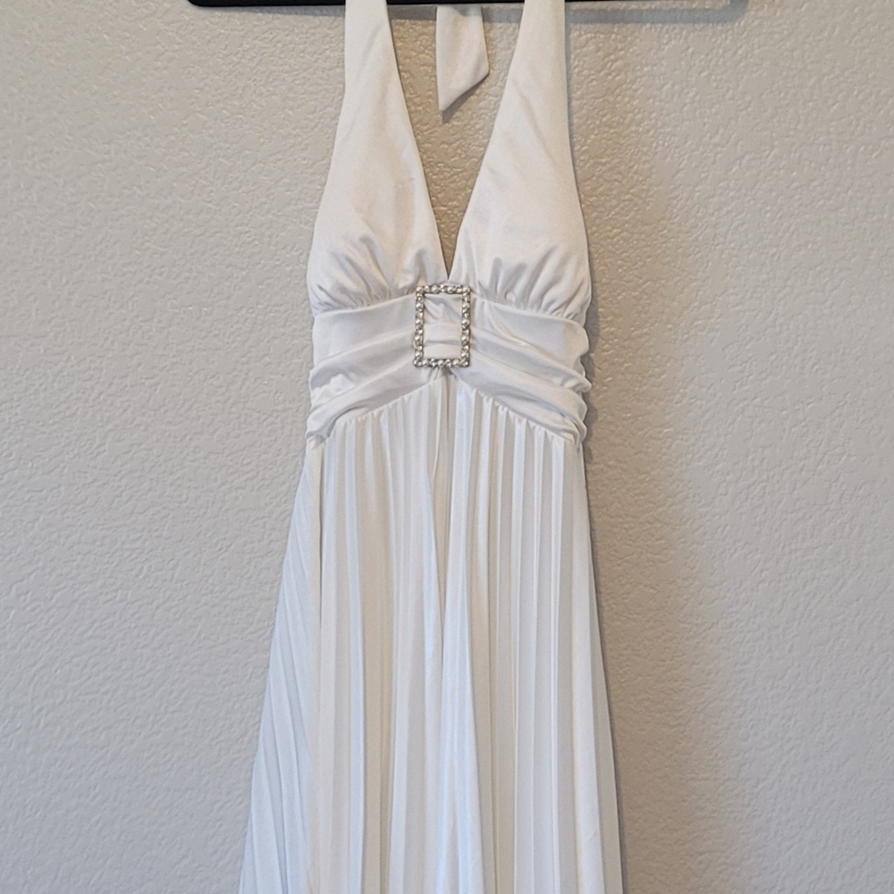 Elegant White Halter Dress